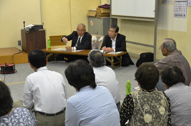 ご意見交換する茂原町長と由田副町長（5月12日）