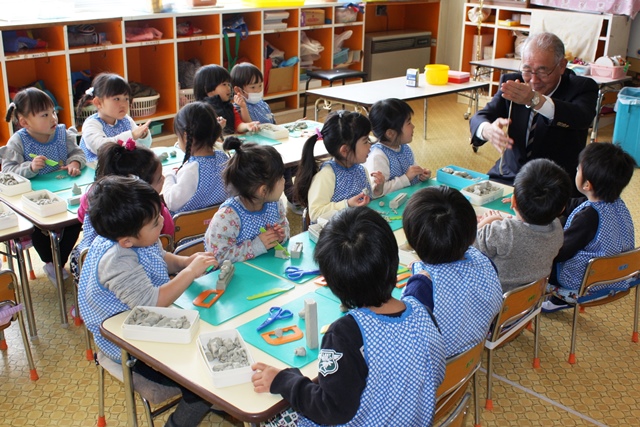 町長先生の粘土授業