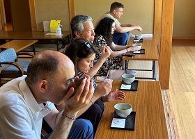 【第12次チェルタルド市青年使節団】0802楽山園2