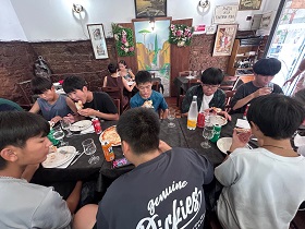 【第19次チェ市訪問甘楽町研修団】0827　昼食1