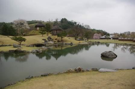 楽山園　昆明池