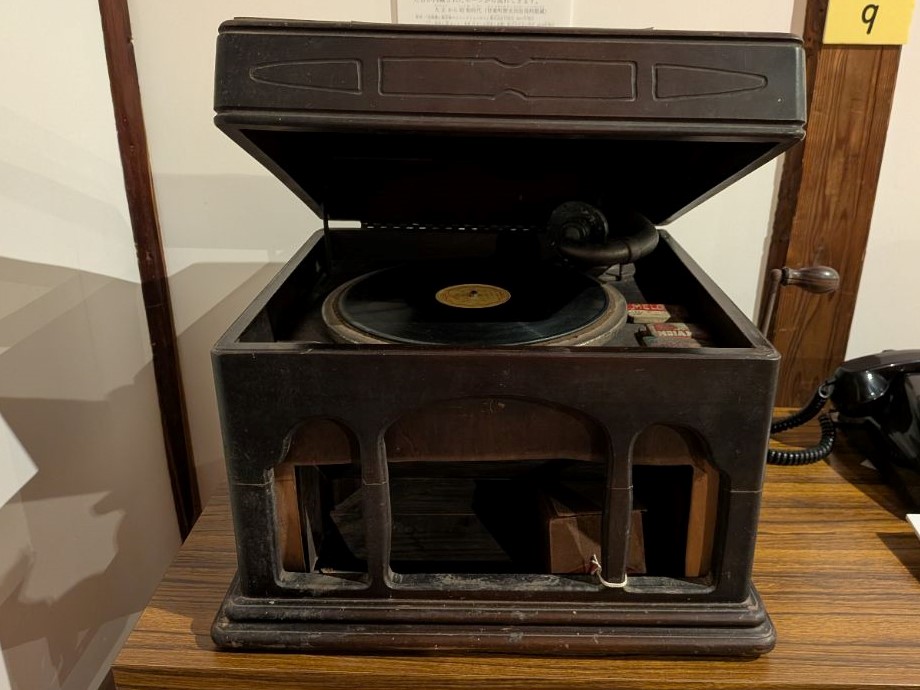 蓄音機