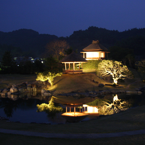 夜の楽山園