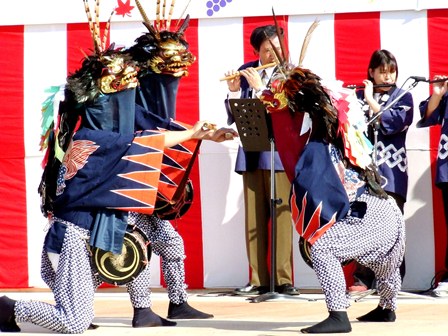 62 梅の木平の獅子舞