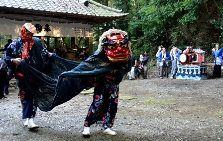 63 天引の神楽舞