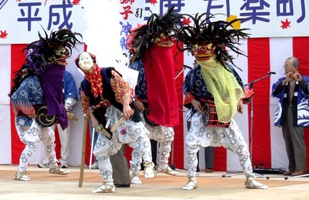 63 天引の獅子舞