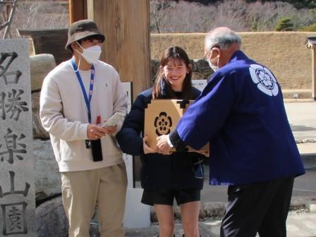 楽山園来園者５０万人達成