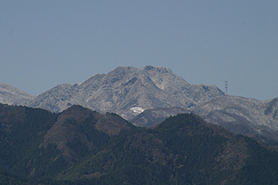 稲含山