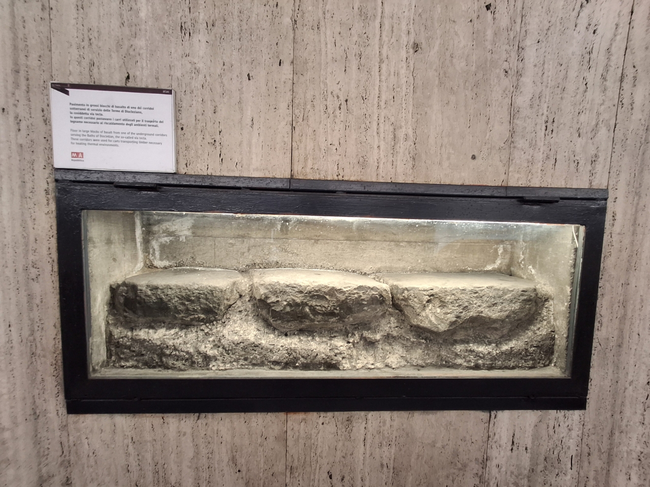 古代ローマ帝国時代の遺構(2).jpg