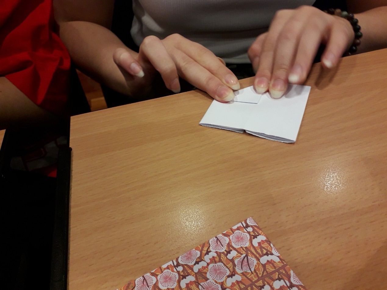origami(2).jpg
