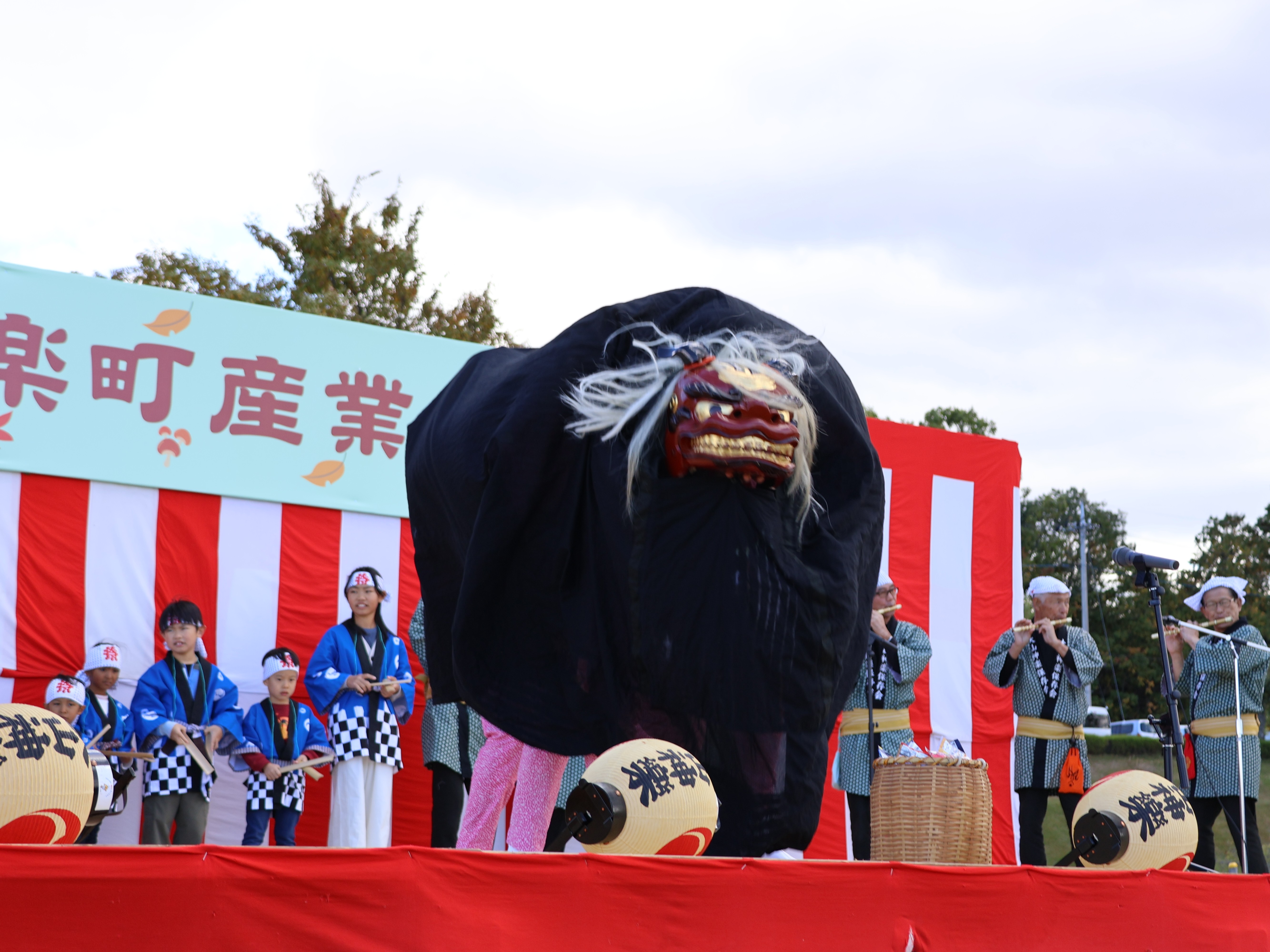 獅子舞.JPG