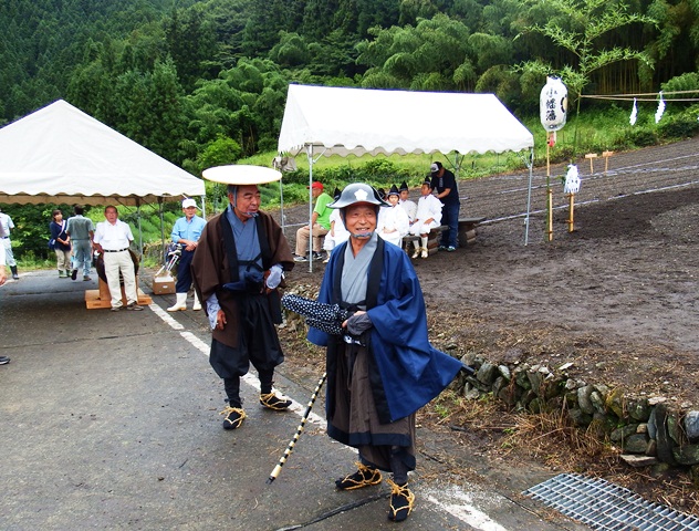 画像：蕎麦の里会長も準備万端