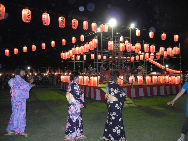 盆踊り