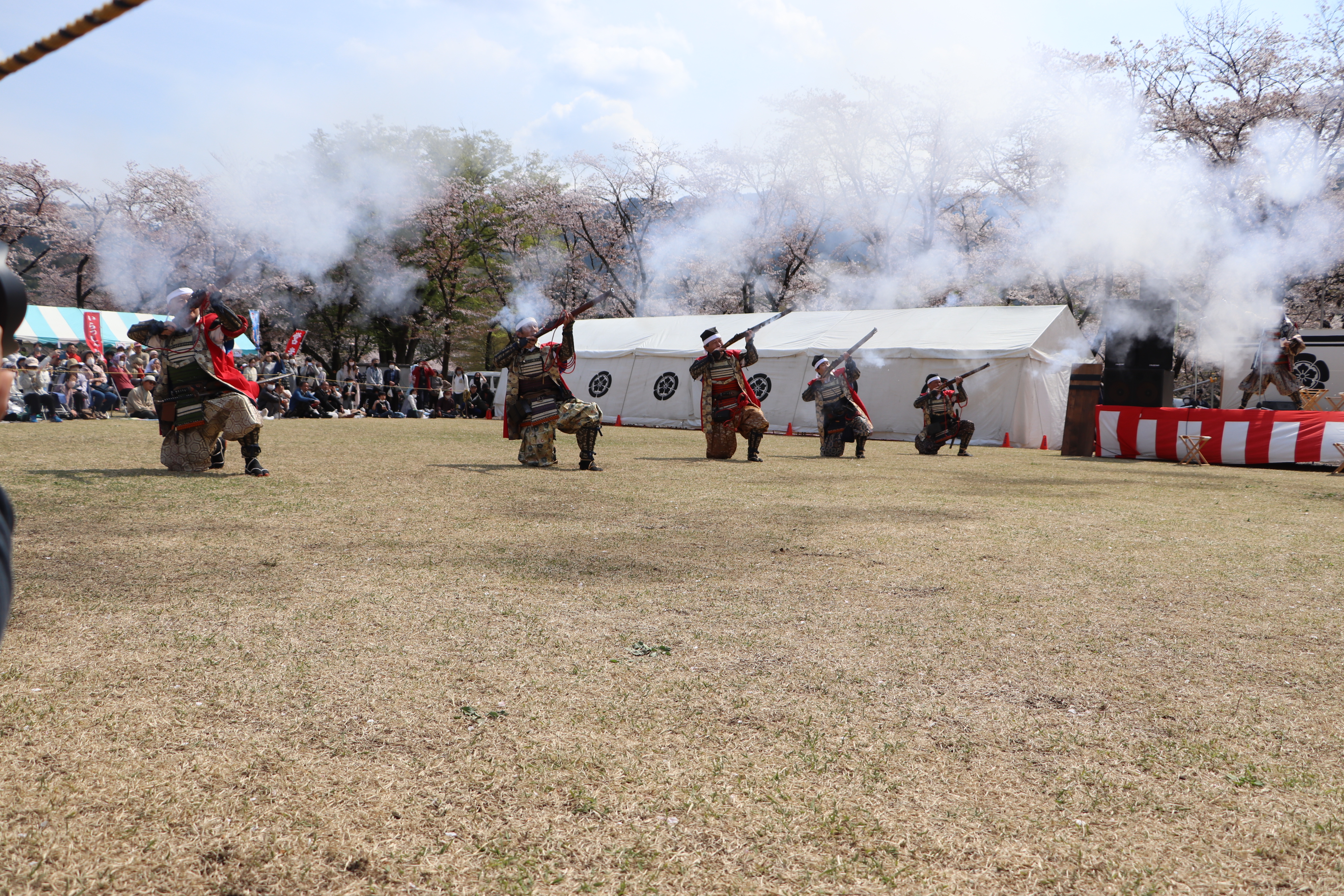 古式火縄銃演武（お祭り広場）