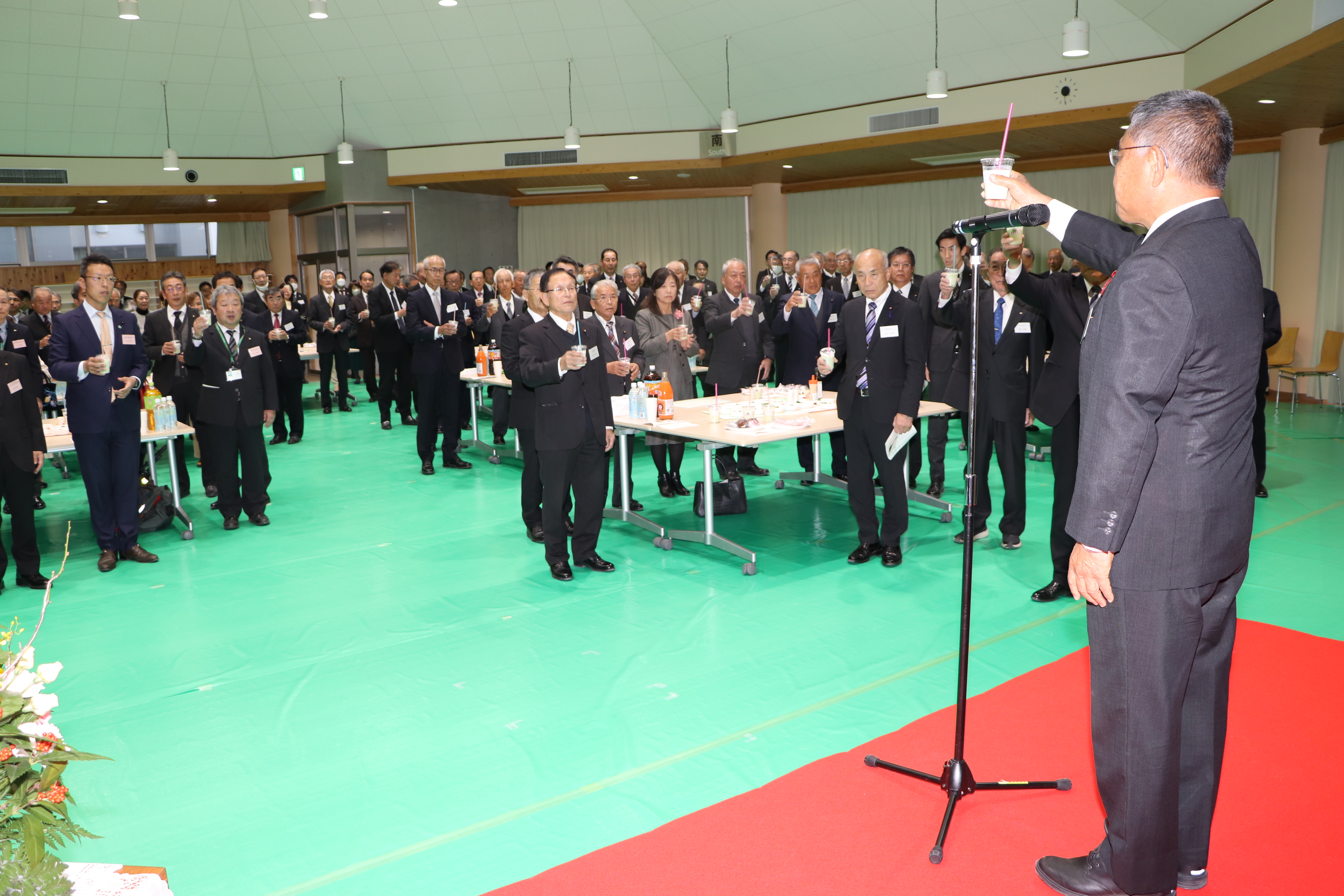 新年に希望を託しキウイスムージーで　”乾杯！”