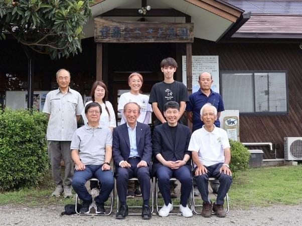 農園の皆さんと記念撮影